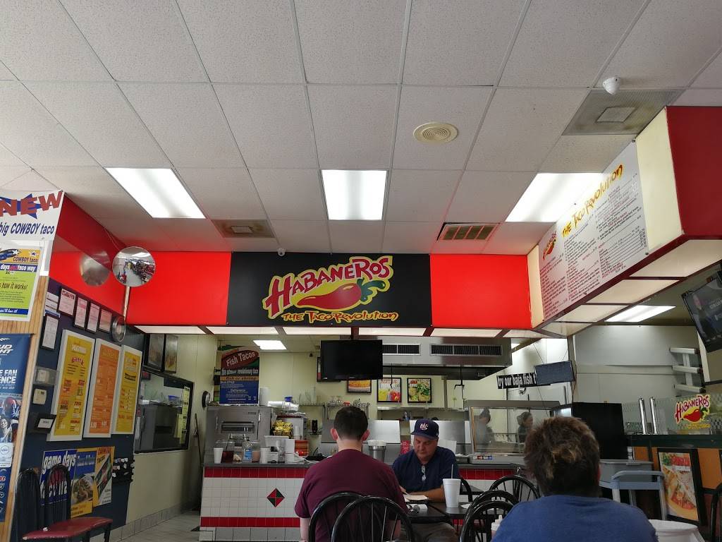Habaneros The Taco Revolution | restaurant | 2100 E Lamar Blvd, Arlington, TX 76006, USA | 8178610014 OR +1 817-861-0014