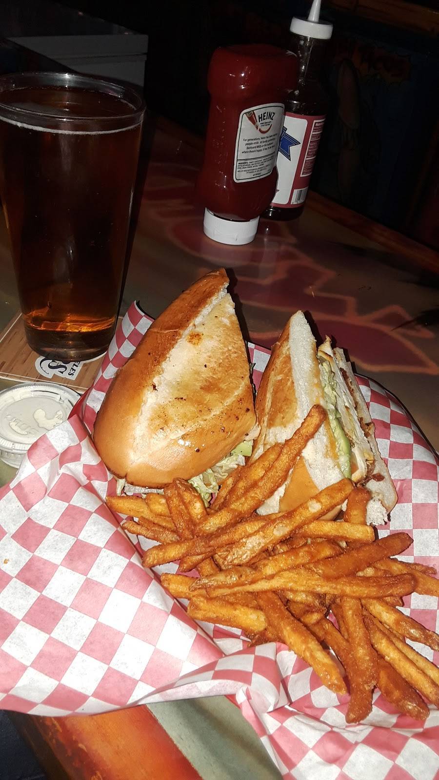 Chuys Mesquite Broiler -New Stine | restaurant | 2500 New Stine Rd #102, Bakersfield, CA 93309, USA | 6618333469 OR +1 661-833-3469