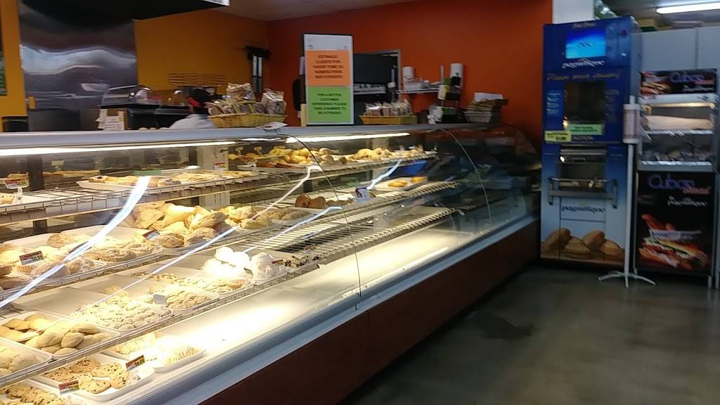 Supermercados El Bodegon | bakery | 8022 W Sample Rd, Margate, FL 33065, USA | 9542272753 OR +1 954-227-2753