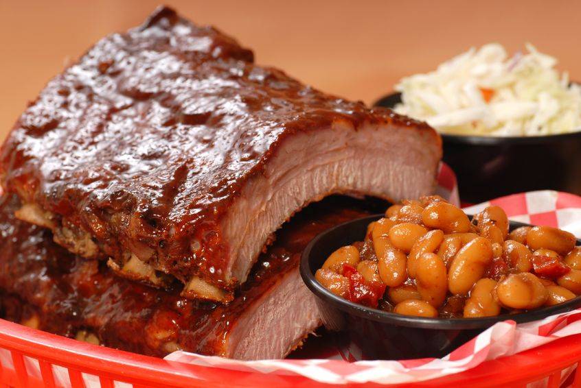 Redds Smokehouse | restaurant | 109 N Hanover St, Carlisle, PA 17013, USA | 7172546419 OR +1 717-254-6419