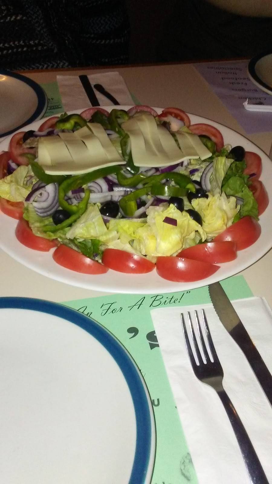 J R Bs Family Restaurant | restaurant | 1819, 41 Bridge St, Ansonia, CT 06401, USA | 2037345007 OR +1 203-734-5007