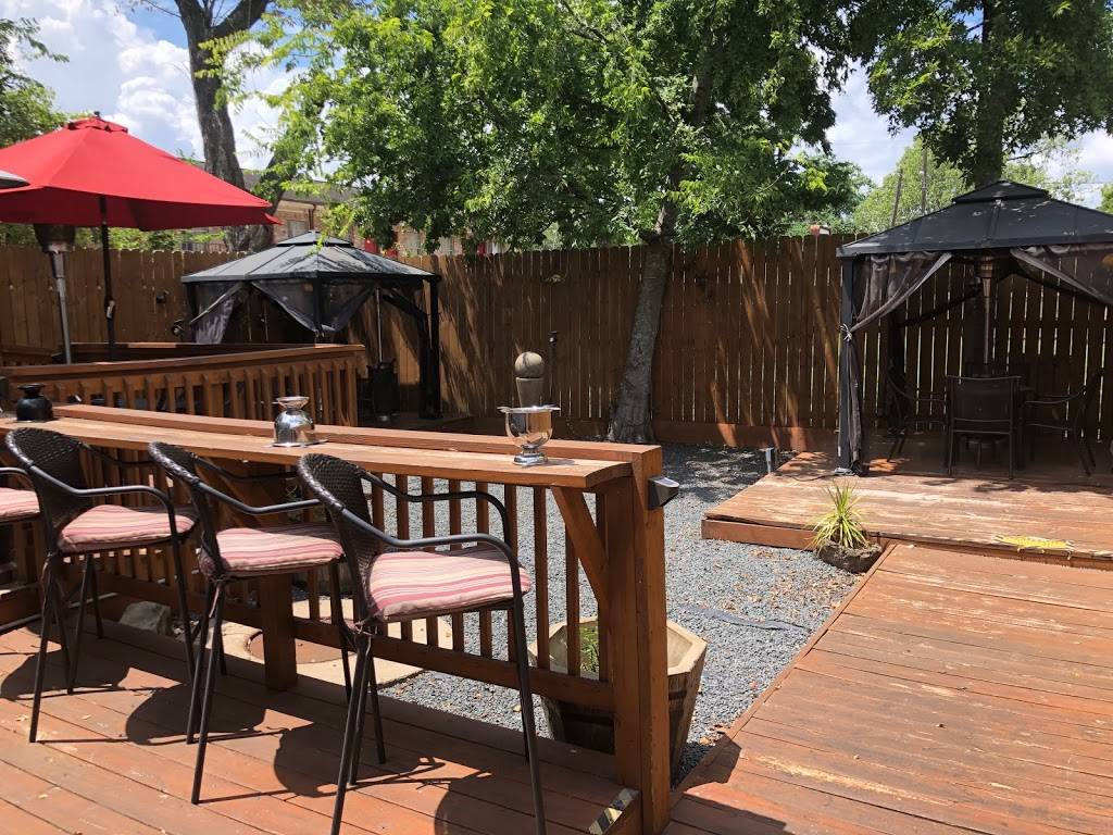 The Library Coffee & Wine House | cafe | 2612 Scott St, Houston, TX 77004, USA | 8325481940 OR +1 832-548-1940