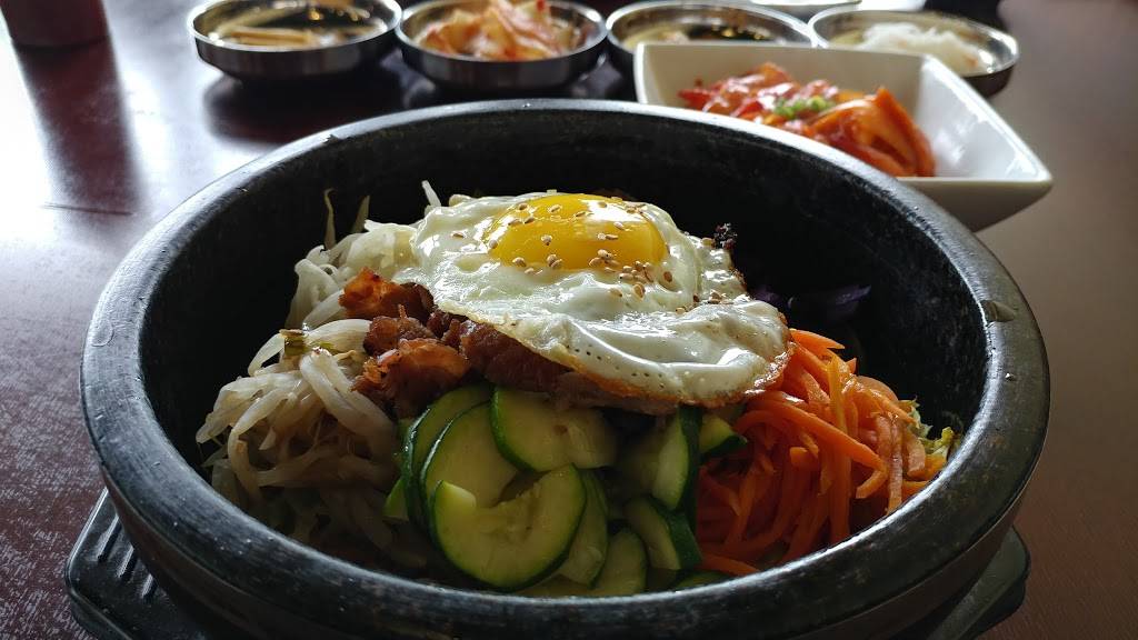 Arirang Restaurant | restaurant | 3135 Oak Valley Dr, Ann Arbor, MI 48103, USA | 7342225959 OR +1 734-222-5959
