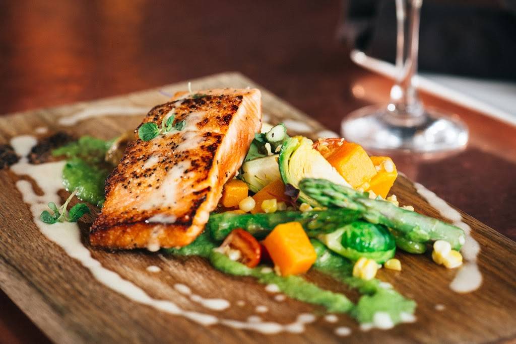 Old Town Pour House - Chicago | restaurant | 1419 N Wells St, Chicago, IL 60610, USA | 3124772800 OR +1 312-477-2800