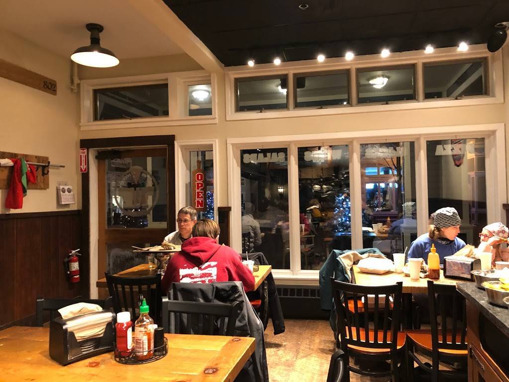 Village Pie | restaurant | 8 Village Square, Stratton, VT 05360, USA | 8022971700 OR +1 802-297-1700