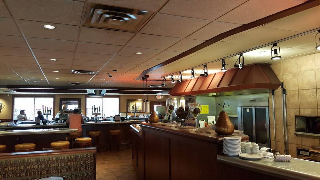 Roasted Pear | restaurant | 14200 Nicollet Ave, Burnsville, MN 55337, USA | 9528982800 OR +1 952-898-2800