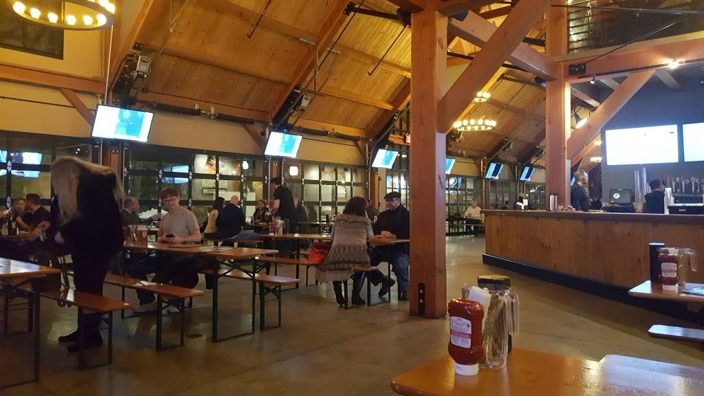 Plattduetsche Park | restaurant | 1132 Hempstead Turnpike, Franklin Square, NY 11010, USA | 5163543131 OR +1 516-354-3131