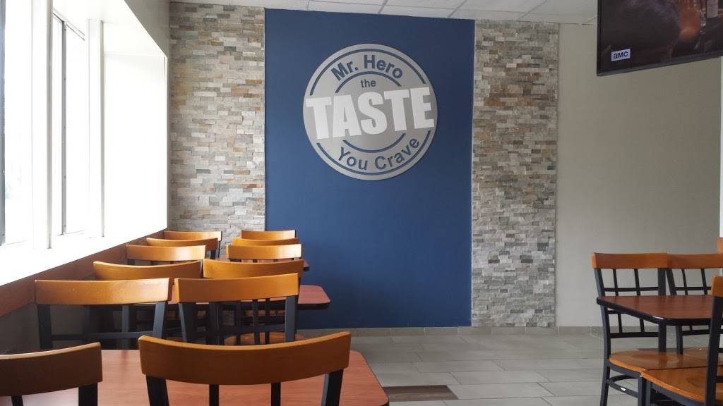 Mr Hero | meal takeaway | 717 E Erie Ave, Lorain, OH 44052, USA | 4402883150 OR +1 440-288-3150
