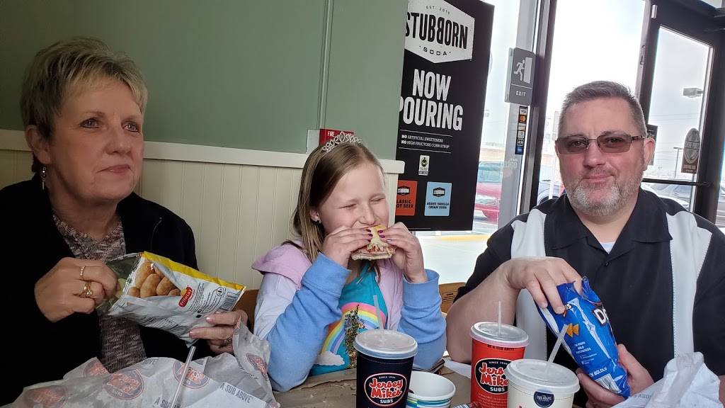 Jersey Mikes Subs | restaurant | 6455 Carlisle Pike Suite 4, Mechanicsburg, PA 17050, USA | 7177910125 OR +1 717-791-0125