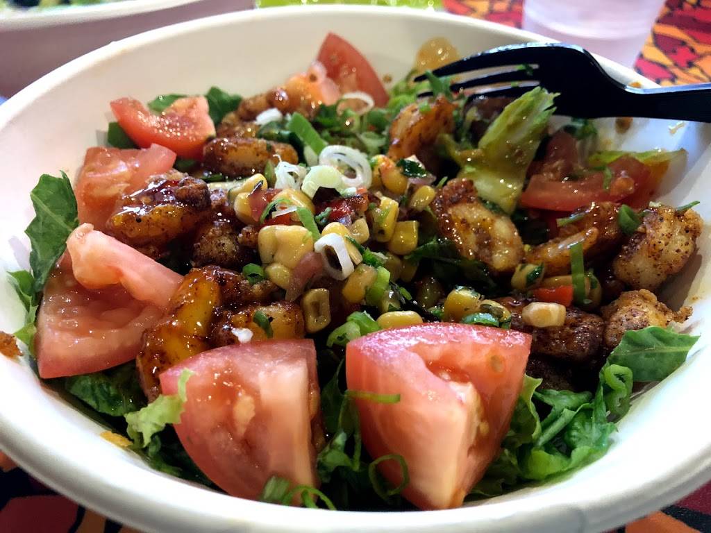 California Tortilla | restaurant | 200 Town Centre Dr, Glen Mills, PA 19342, USA | 6103585880 OR +1 610-358-5880