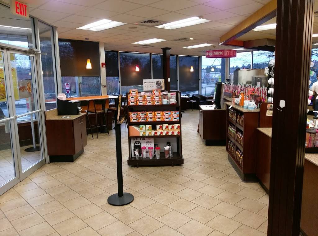Dunkin | bakery | 1251 Washington St, Hanover, MA 02339, USA | 7818266641 OR +1 781-826-6641