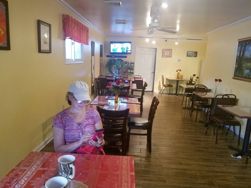 Bens Family Cuisines | restaurant | 654 W 11th St, Front Royal, VA 22630, USA | 5405513147 OR +1 540-551-3147