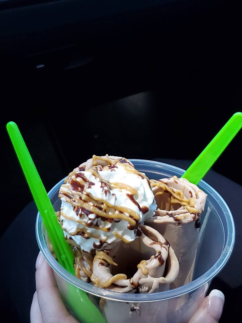 The Candy Stache Sweets & More | restaurant | 7125 Liberty Centre Dr, West Chester Township, OH 45069, USA | 5132666985 OR +1 513-266-6985