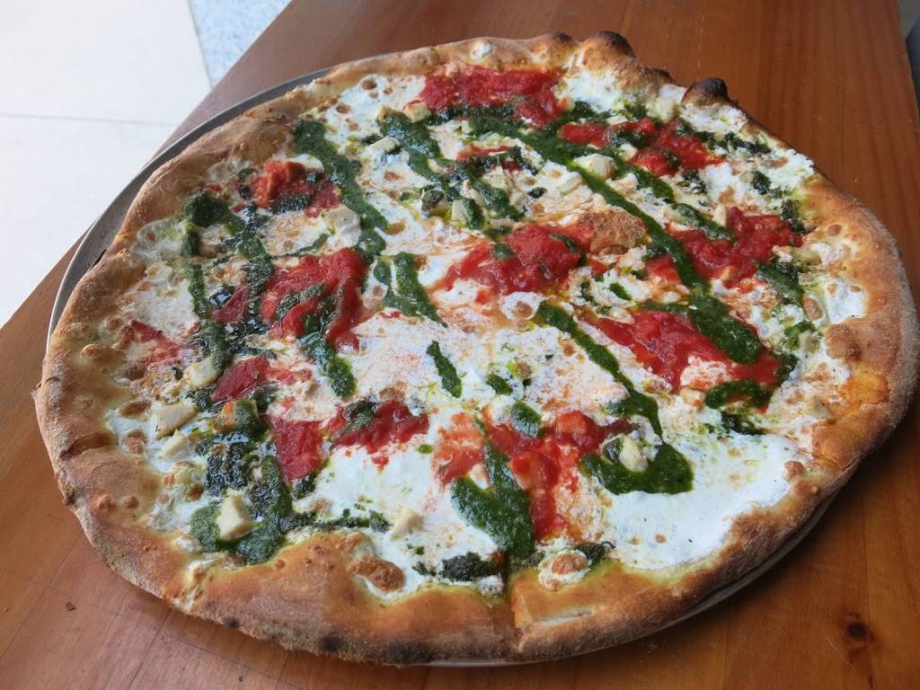 Olivella’s Neo Pizza Napoletana | restaurant | 6465 E Mockingbird Ln #525, Dallas, TX 75214, USA | 4697302626 OR +1 469-730-2626