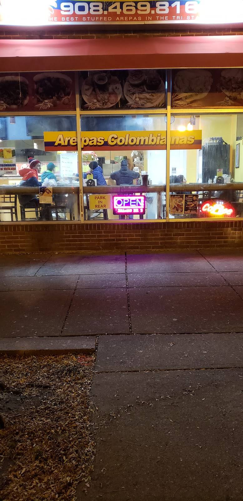 Nicoles Arepas y Sabor | restaurant | 123 Elmora Ave, Elizabeth, NJ 07202, USA | 9084695723 OR +1 908-469-5723