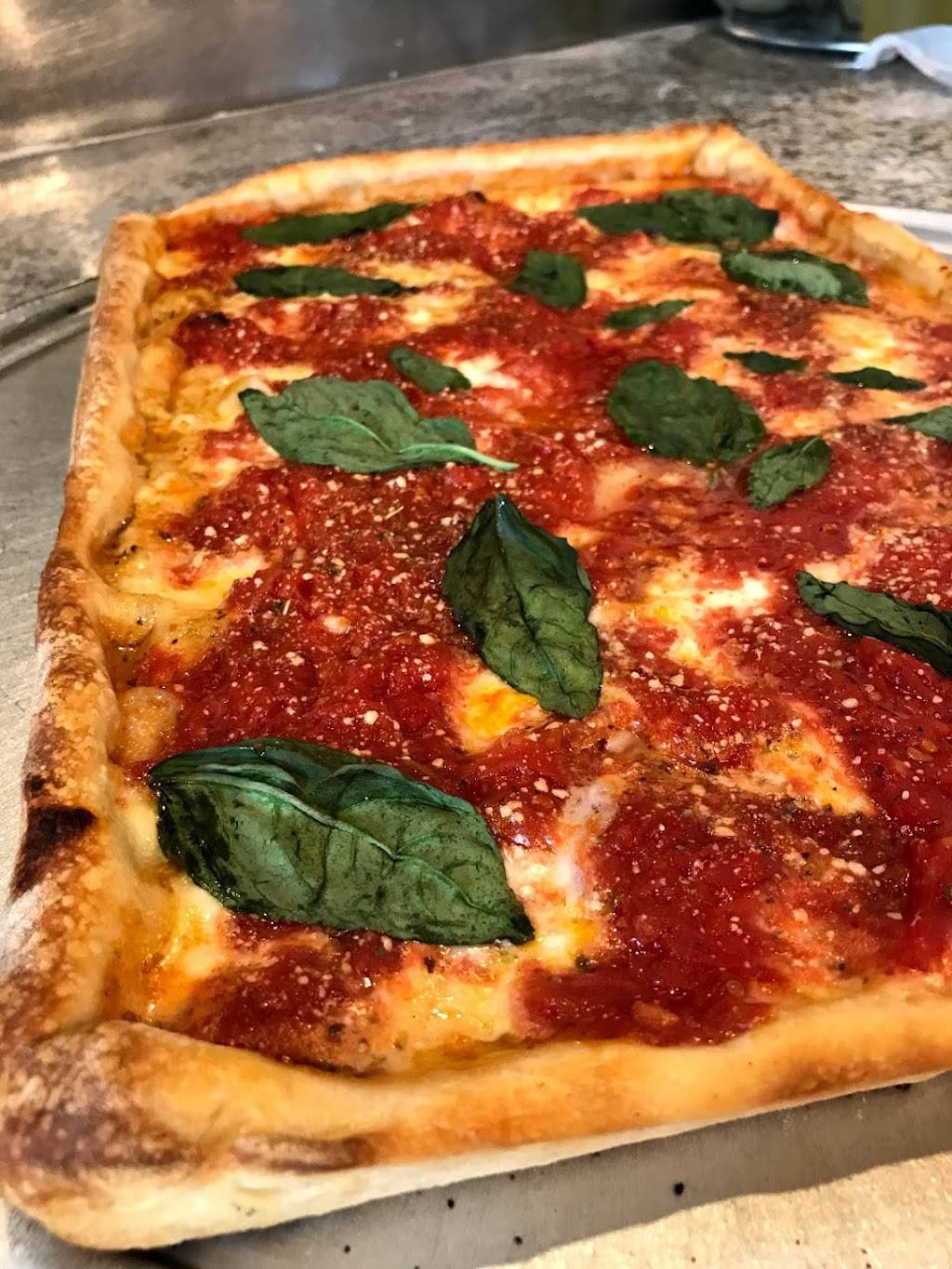 Ginos Pizza | meal delivery | 8635 Broadway, Queens, NY 11373, USA | 7186728515 OR +1 718-672-8515