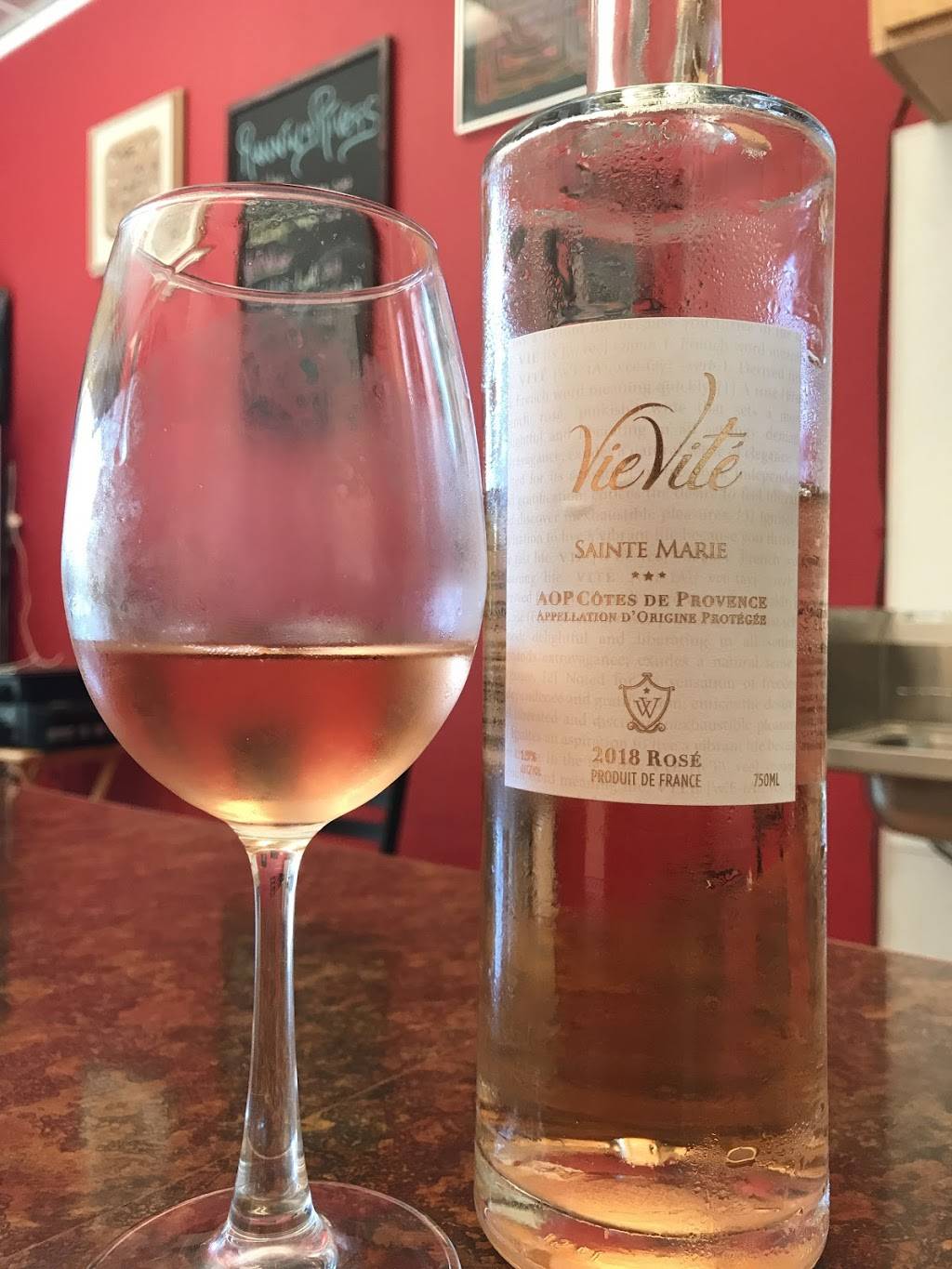 Running Rivers Wine Cellar | restaurant | 1260 Lake Blvd Suite 116, Davis, CA 95616, USA | 5305644181 OR +1 530-564-4181