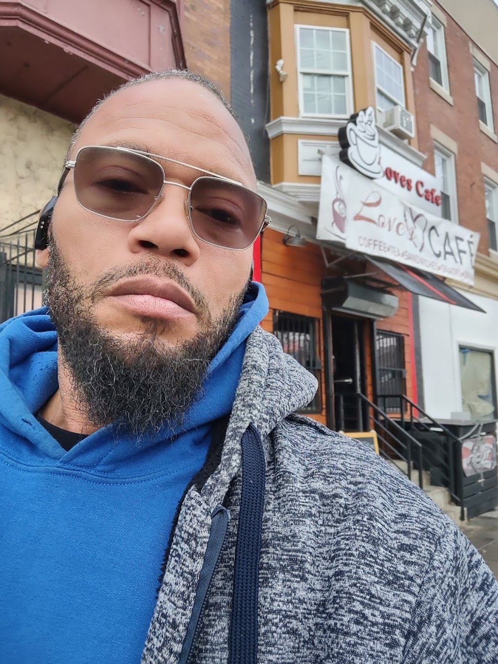 Loves Cafe | cafe | 1919 W Hunting Park Ave, Philadelphia, PA 19140, USA | 2153158895 OR +1 215-315-8895