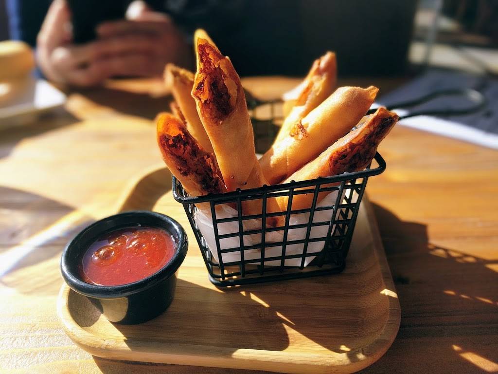 Bistro 1521 | restaurant | 900 N Glebe Rd #100, Arlington, VA 22203, USA | 7037410917 OR +1 703-741-0917