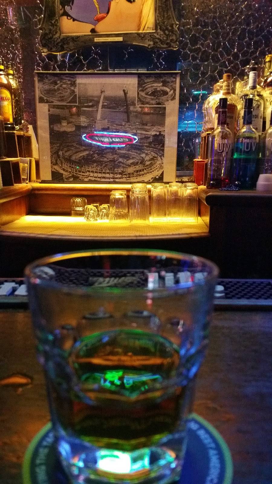 McLains Corner Bar Grill & BBQ | restaurant | 3516 S Big Bend Blvd, St. Louis, MO 63143, USA | 3146476531 OR +1 314-647-6531