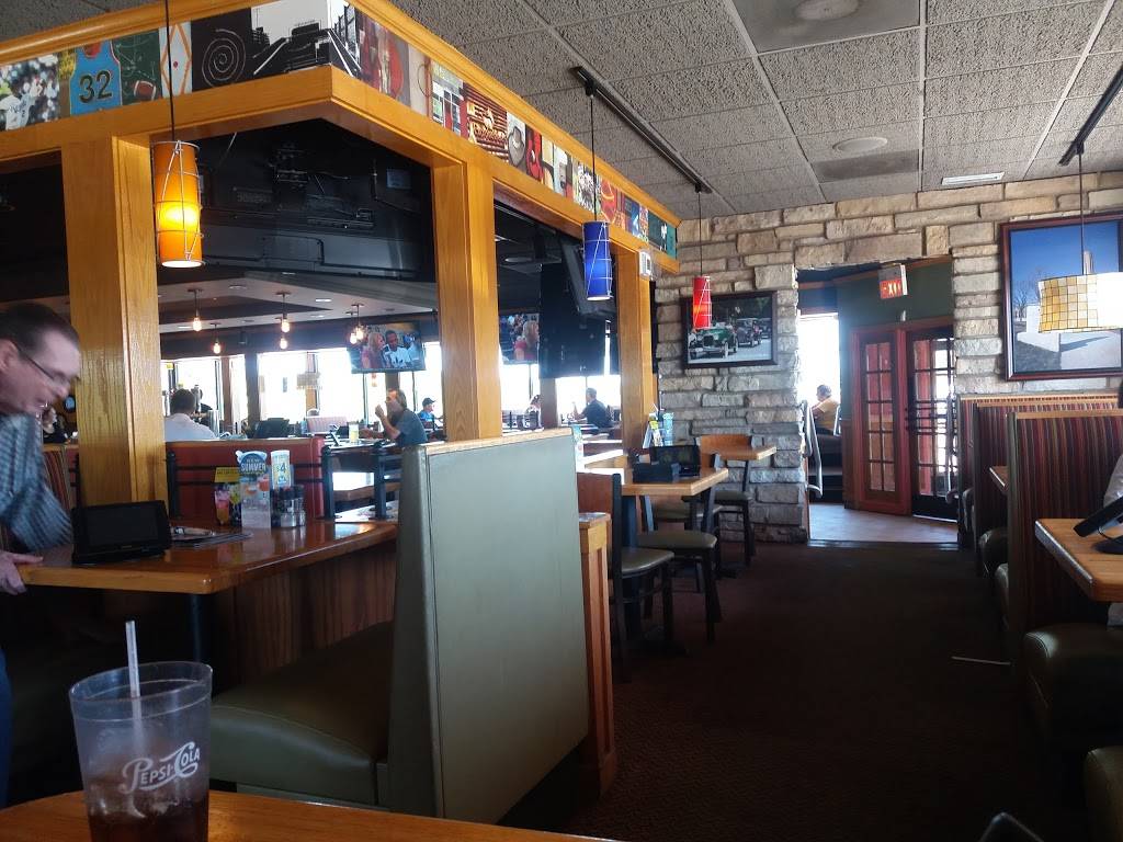 Applebees Grill + Bar | restaurant | 6530 NW Barry Rd, Kansas City, MO 64154, USA | 8167460074 OR +1 816-746-0074