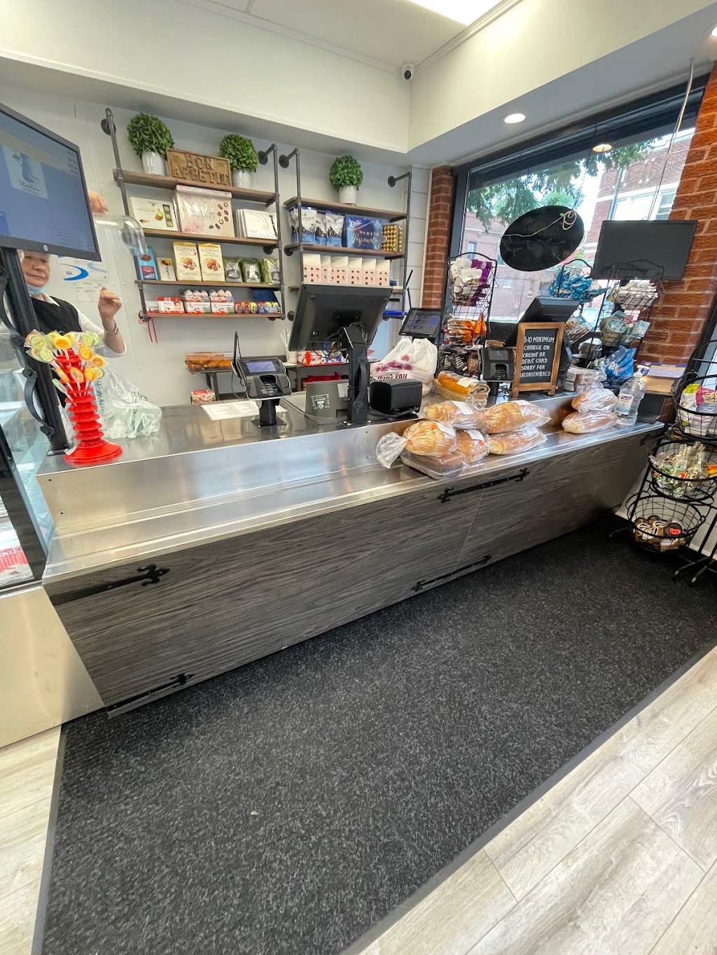 ZaZas Deli | restaurant | 3055 N Milwaukee Ave, Chicago, IL 60618, USA | 7734868160 OR +1 773-486-8160