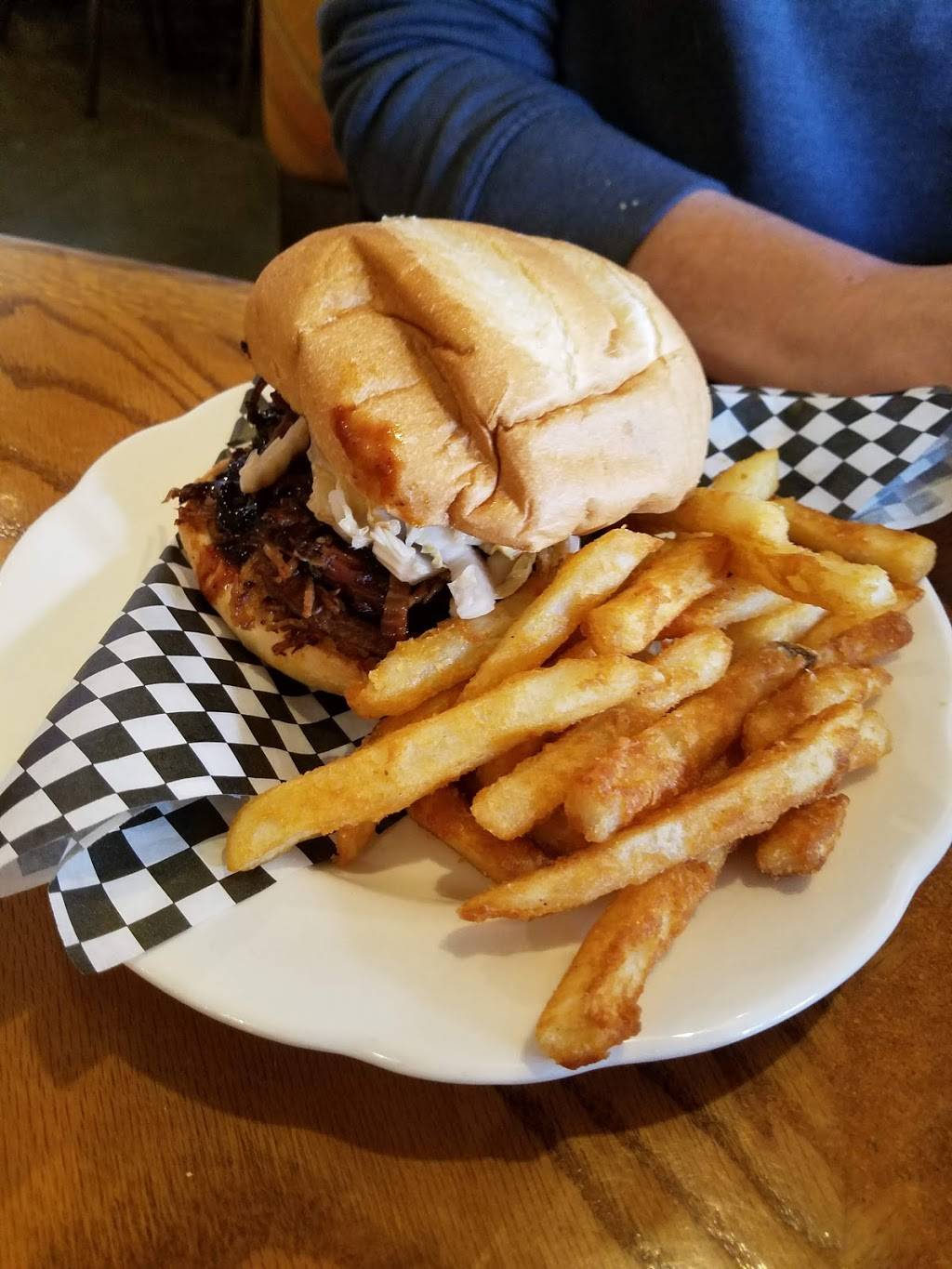 AM Booths Lumberyard | restaurant | 108 Cleveland Ave NW, Huntsville, AL 35801, USA | 2567157130 OR +1 256-715-7130