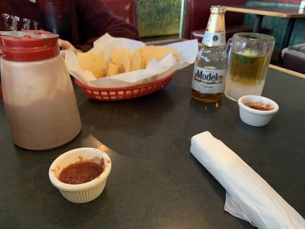 Plato Loco Restaurant | restaurant | 2520 Ovilla Rd # 500, Red Oak, TX 75154, USA | 9726174554 OR +1 972-617-4554