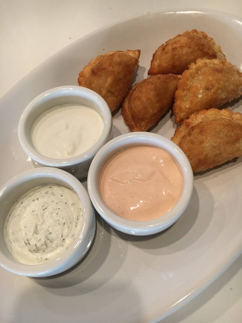 Sto Lat Bar | restaurant | 4475 Transit Rd Suite 108, Buffalo, NY 14221, USA | 7162760683 OR +1 716-276-0683