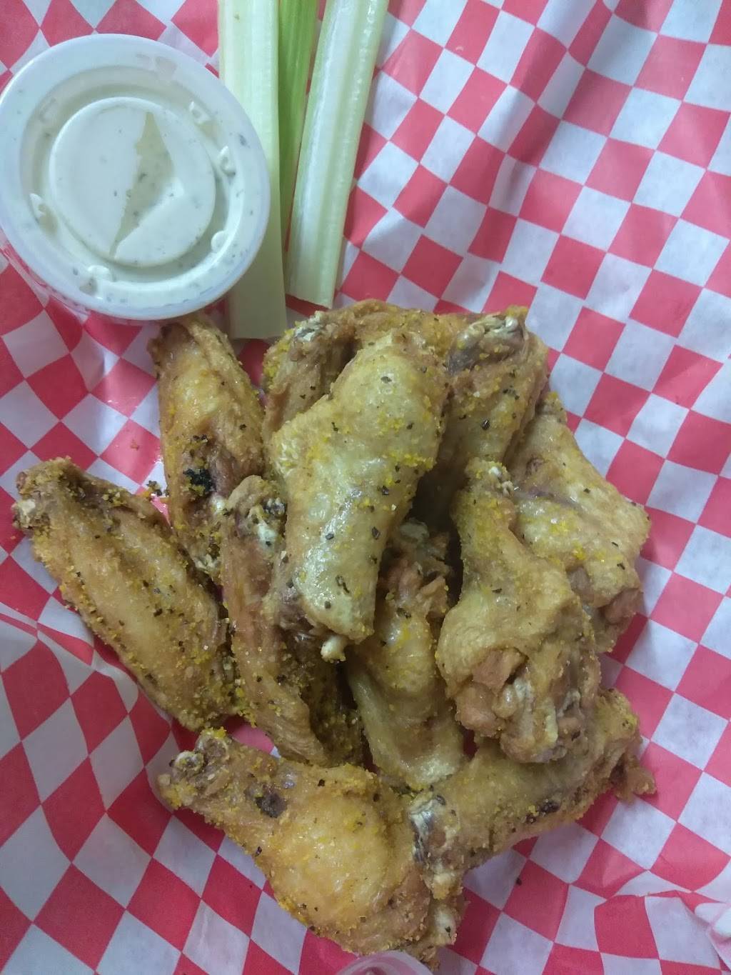 McBonies Bar & Grill | restaurant | 4800 Monroe Rd, Charlotte, NC 28205, USA | 7045632999 OR +1 704-563-2999