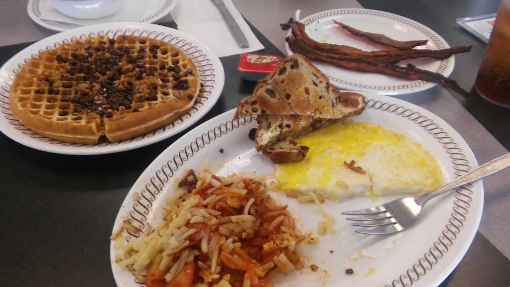 Waffle House | meal takeaway | 228 W Trinity Ln, Nashville, TN 37207, USA | 6152629139 OR +1 615-262-9139