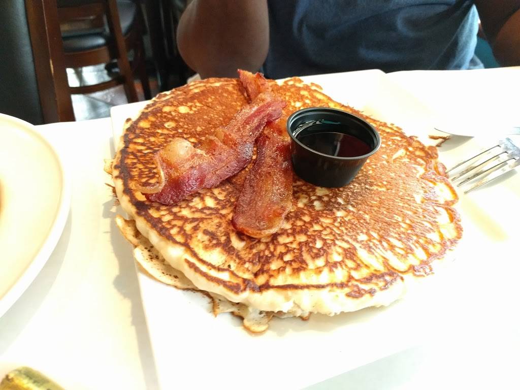 Las Bistro | restaurant | 439 S Nova Rd, Ormond Beach, FL 32174, USA | 3866765181 OR +1 386-676-5181