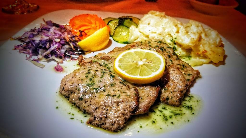 Le Refuge Restaurant | restaurant | 127 N Washington St, Alexandria, VA 22314, USA | 7035484661 OR +1 703-548-4661