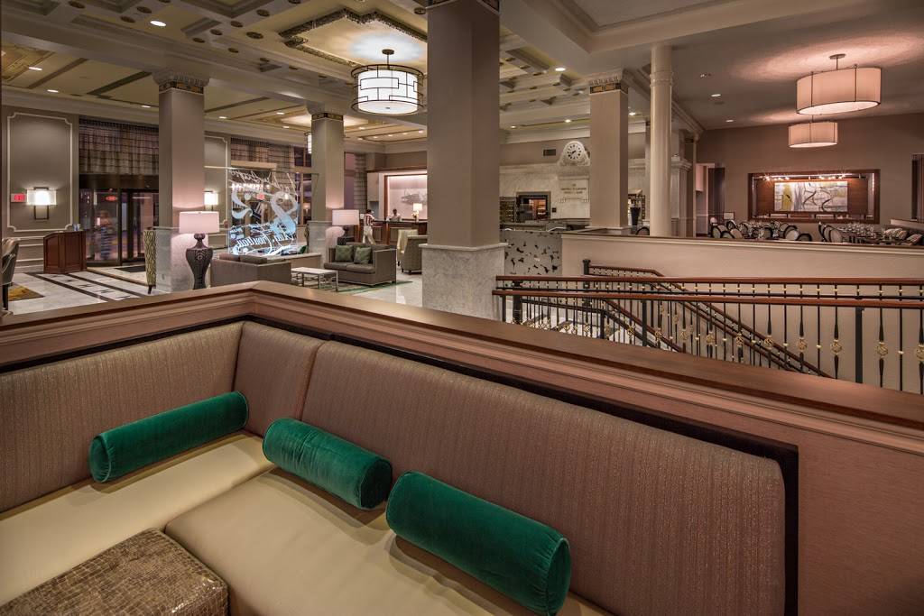 400 Olive Bar & Grill | restaurant | 400 Olive St, St. Louis, MO 63102, USA | 3145547098 OR +1 314-554-7098