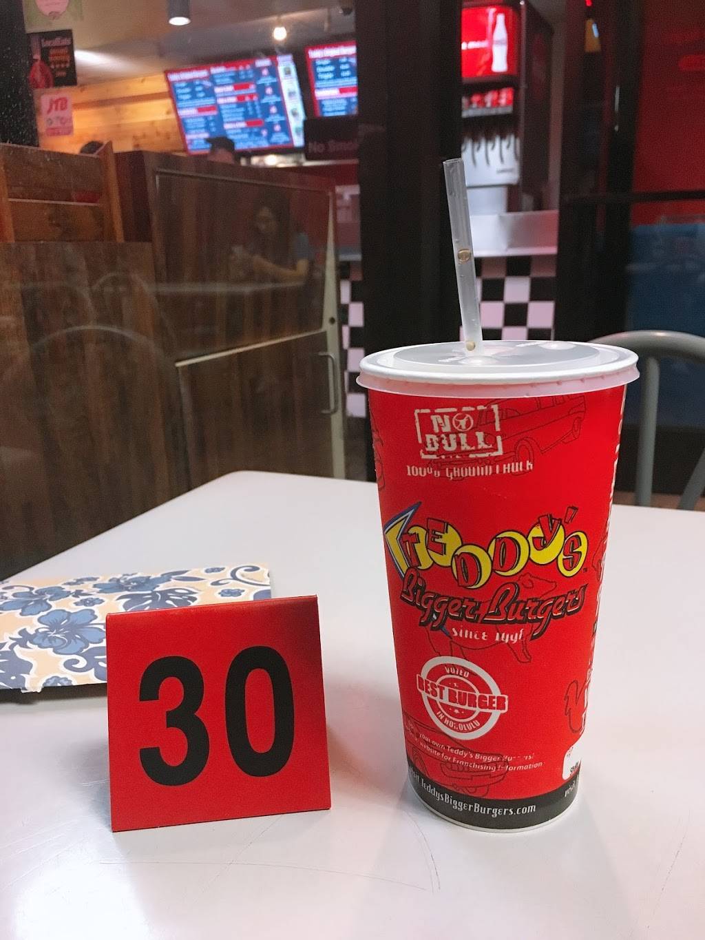 테디스 비거버거(동물원지점) | restaurant | 134 Kapahulu Ave, Honolulu, HI 96815, USA | 8089263444 OR +1 808-926-3444