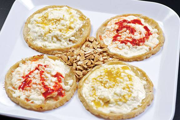 Qsazon Mexican Restaurant | restaurant | 8451 S Pulaski Rd, Chicago, IL 60652, USA | 7734240438 OR +1 773-424-0438