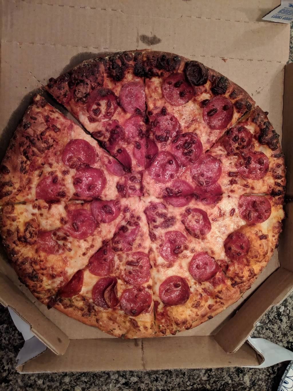 Dominos Pizza | meal delivery | 16042 15 Mile Rd, Fraser, MI 48026, USA | 5865418686 OR +1 586-541-8686