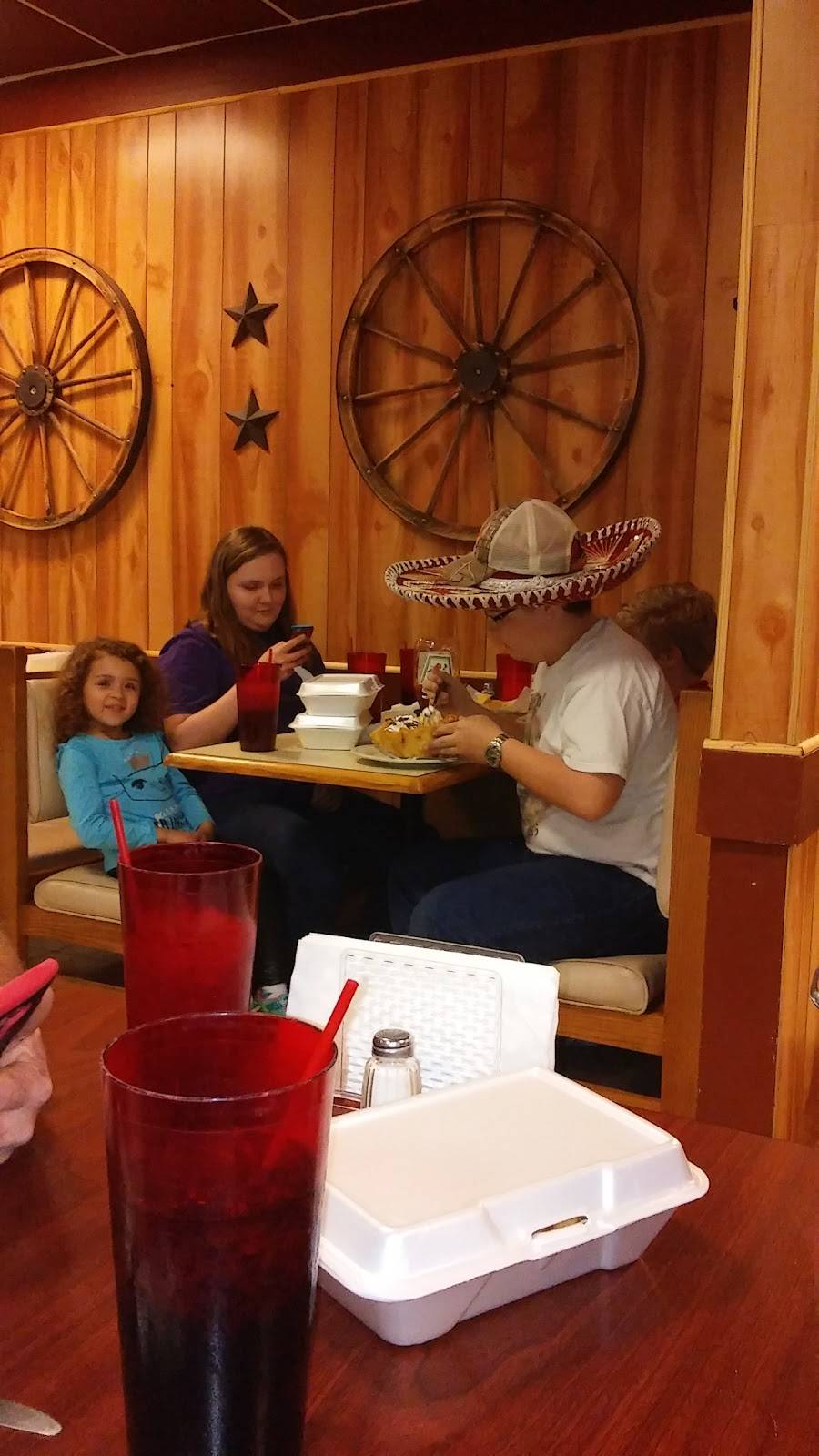 El Vaqueros | restaurant | 320 Coaling Rd, Sylacauga, AL 35150, USA | 2563692440 OR +1 256-369-2440