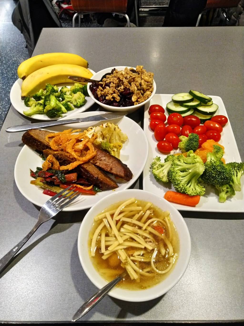 Mosher-Jordan Dining Hall | restaurant | 200 Observatory St, Ann Arbor, MI 48109, USA | 7347642111 OR +1 734-764-2111