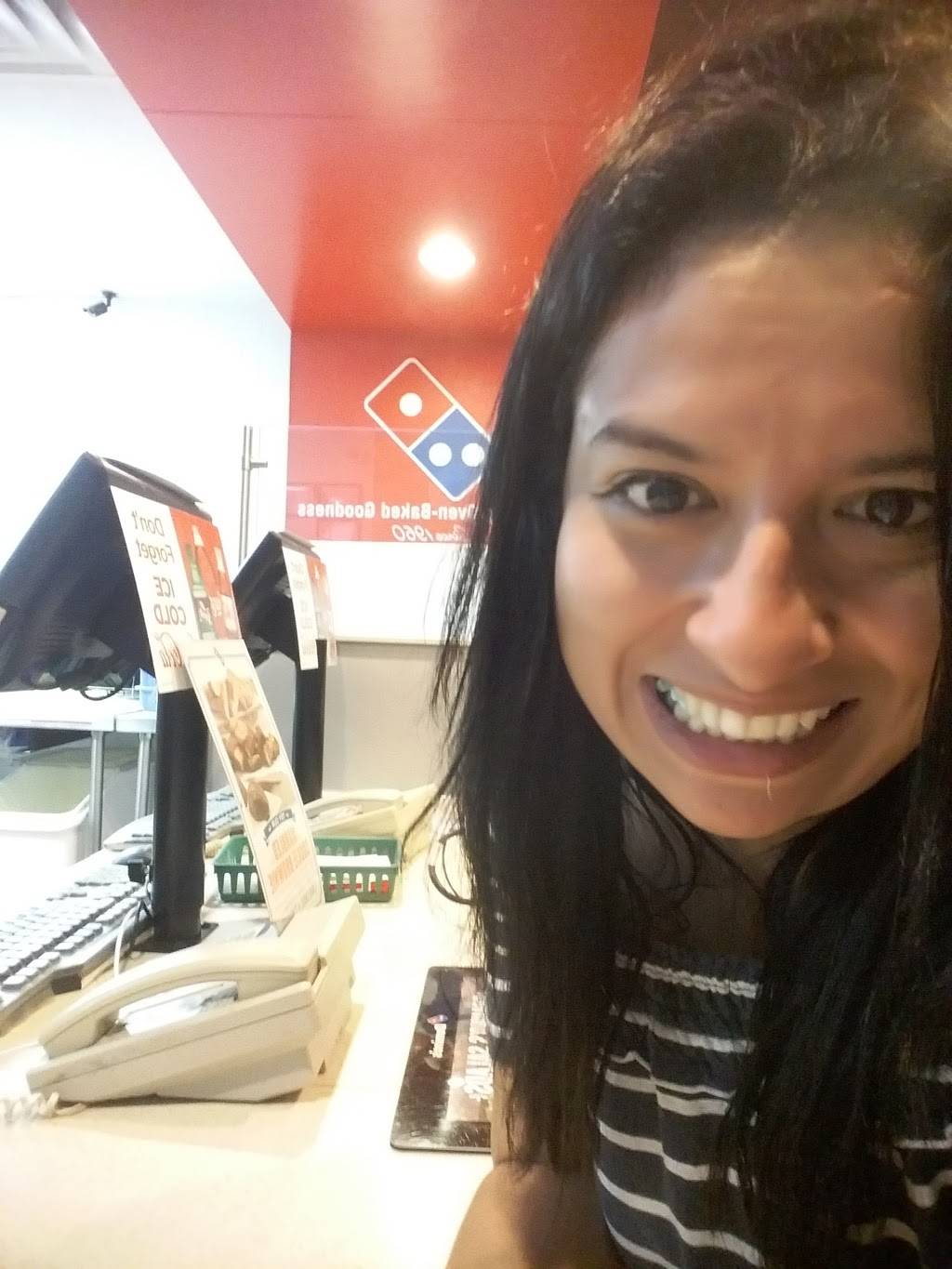 Dominos Pizza | meal delivery | 5285 Red Bug Lake Rd, Winter Springs, FL 32708, USA | 4076952956 OR +1 407-695-2956