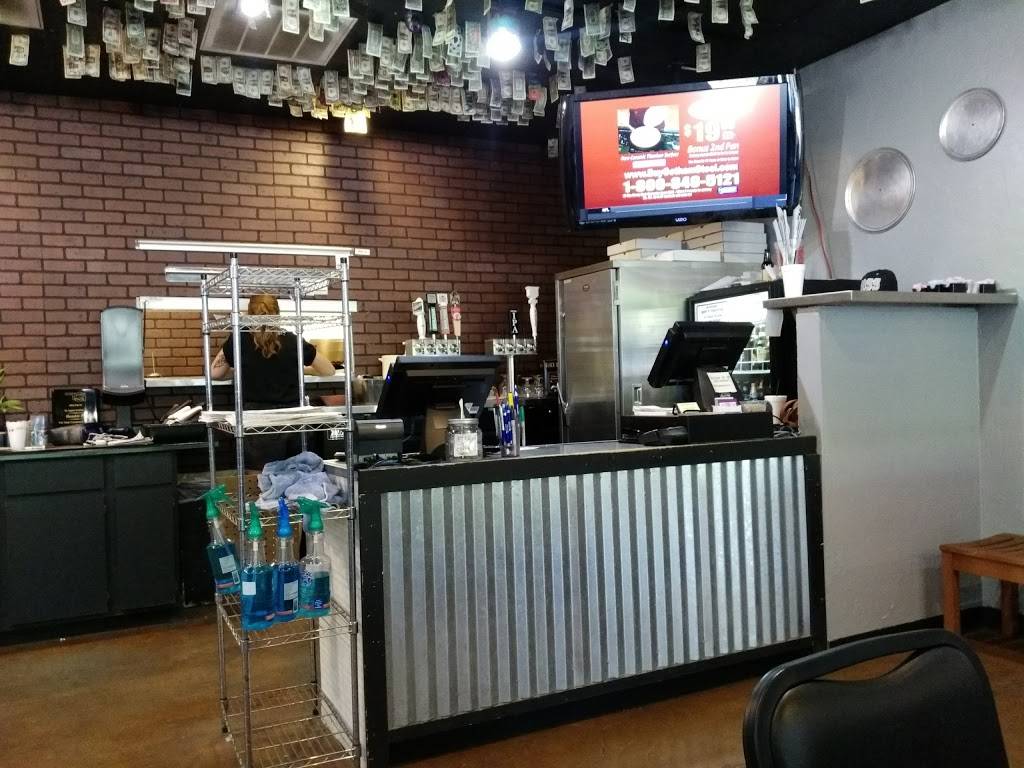 The Heat Pizza | restaurant | 1319 S Broadway, Edmond, OK 73034, USA | 4057151818 OR +1 405-715-1818