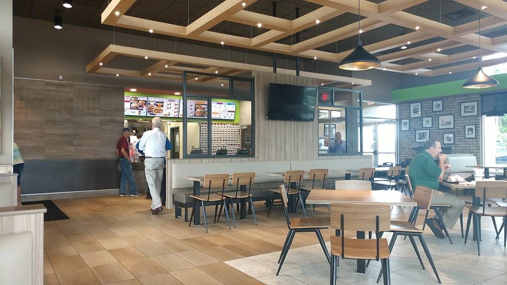 Burger King | restaurant | 2961 S McCall Rd, Englewood, FL 34224, USA | 9414603205 OR +1 941-460-3205