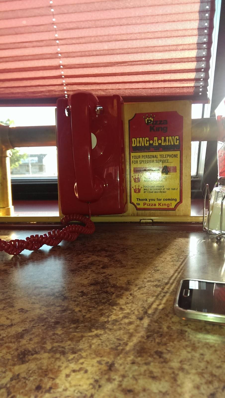 Pizza King | restaurant | 1206 N Wayne St, Angola, IN 46703, USA | 2606652134 OR +1 260-665-2134