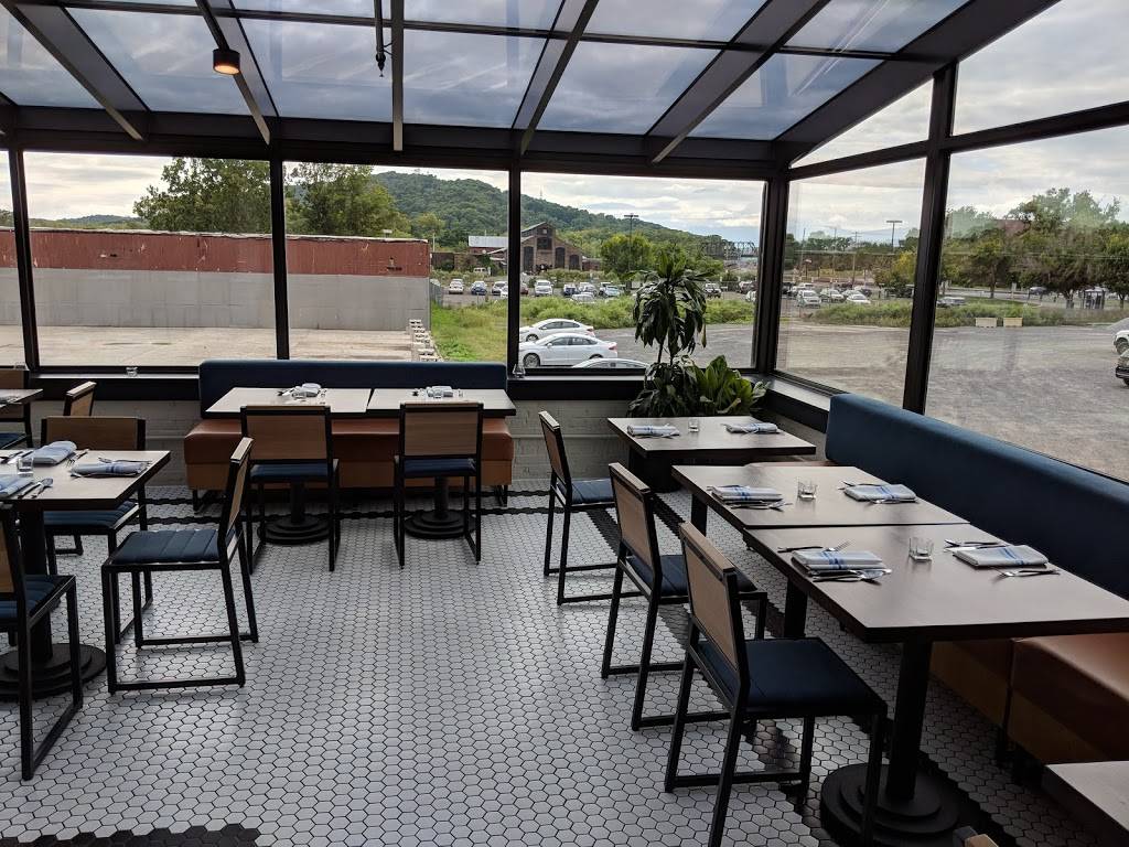 The Wick Restaurant and Lobby bar | restaurant | 41 Cross St, Hudson, NY 12534, USA | 5182496825 OR +1 518-249-6825