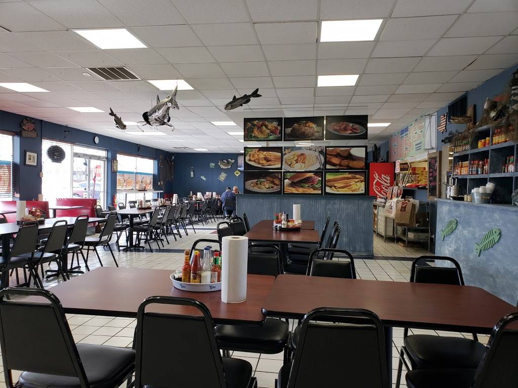 Catfish House | restaurant | 1605 E Irving Blvd, Irving, TX 75060, USA | 9724384200 OR +1 972-438-4200