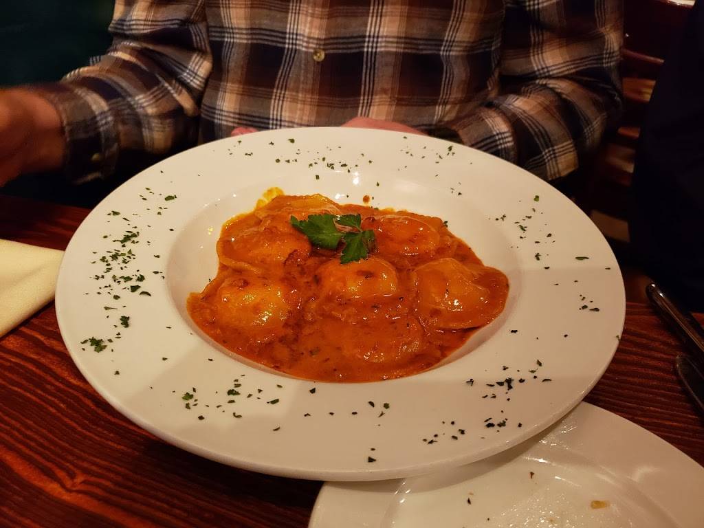 Brunos Italian Restaurant | restaurant | 416 South Ave, Springfield, MO 65806, USA | 4178660007 OR +1 417-866-0007