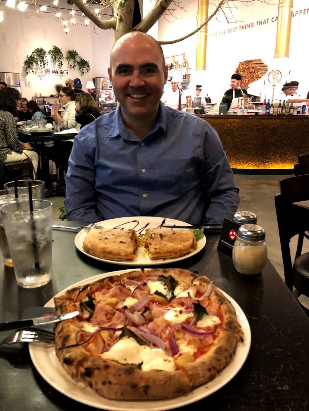 MidiCi The Neapolitan Pizza Company | restaurant | 3528 SW 45 St #560, Gainesville, FL 32607, USA | 3523783030 OR +1 352-378-3030