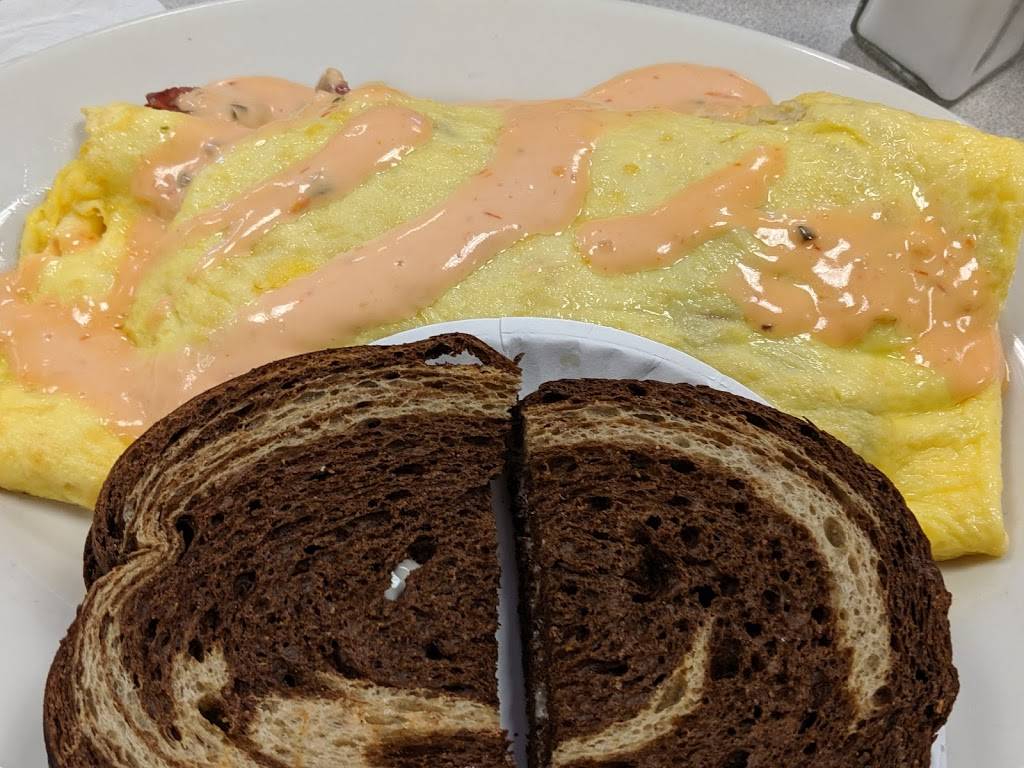 West End Diner | restaurant | 270 West St, Leominster, MA 01453, USA | 9785376049 OR +1 978-537-6049