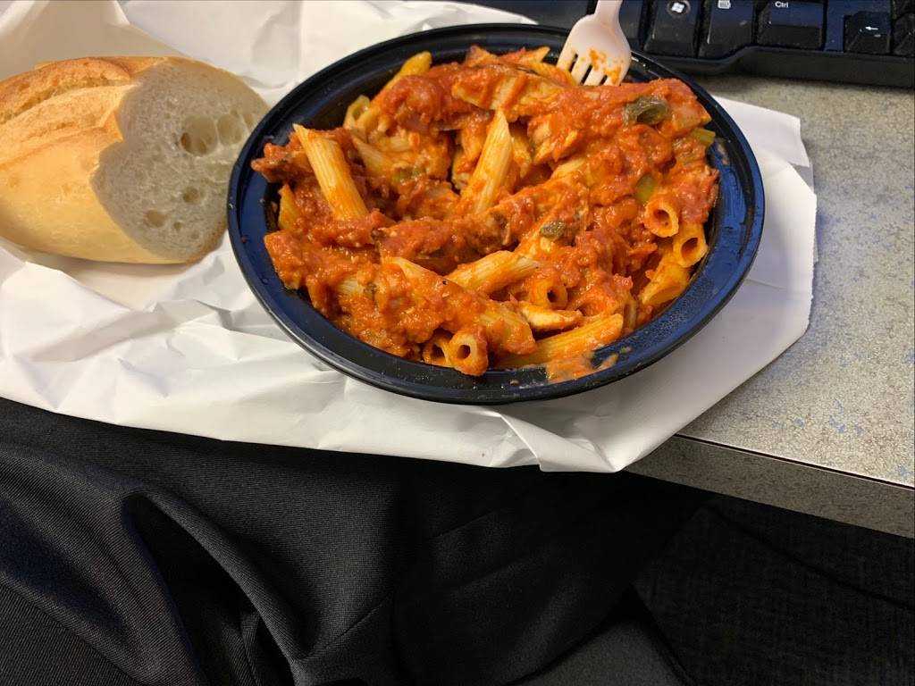 Napolini Express | restaurant | 323 Oak St, Uniondale, NY 11553, USA | 5165055500 OR +1 516-505-5500