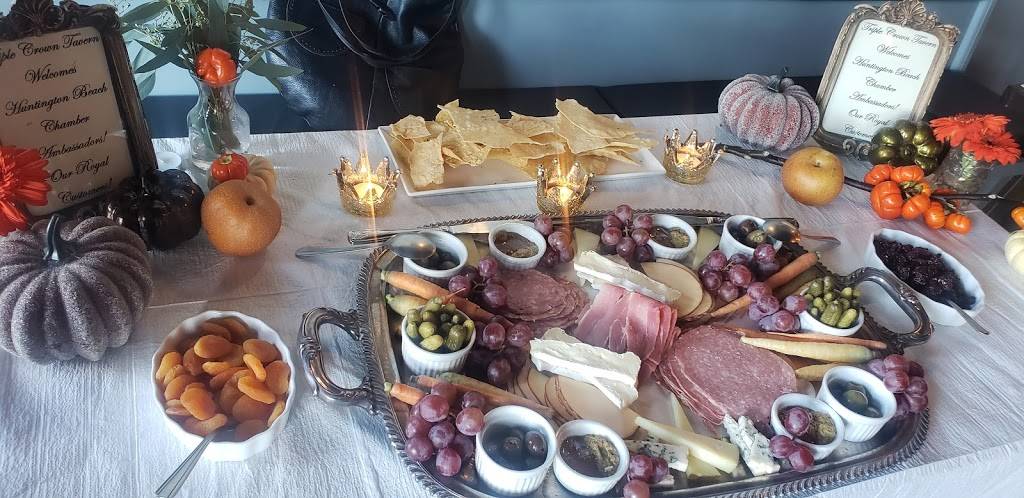 Triple Crown Tavern | restaurant | 714 Adams Ave Unit 101, Huntington Beach, CA 92648, USA | 7144659041 OR +1 714-465-9041